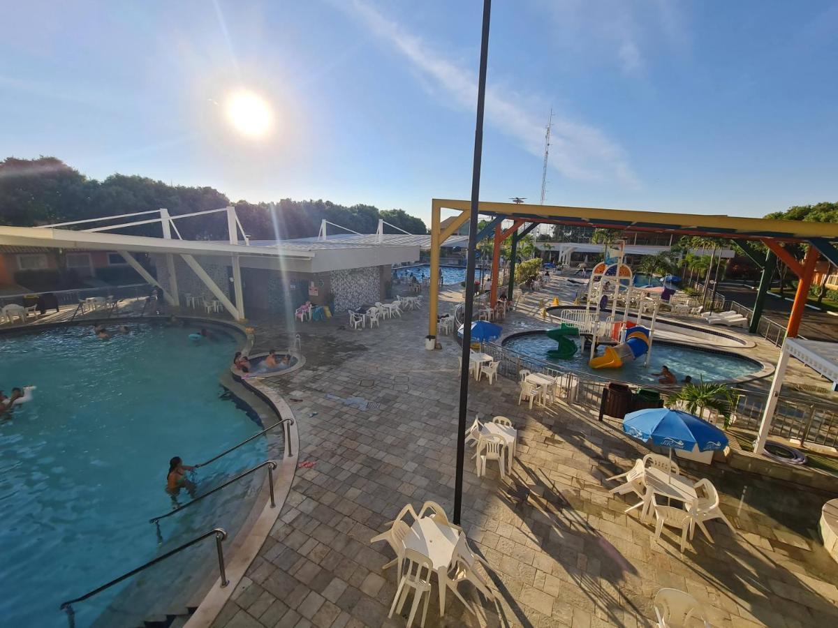 Hotel Diroma Fiori - Parque Aquatico E Muitas Piscinas Caldas Novas Zewnętrze zdjęcie